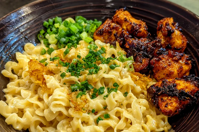 Fresh ingredients for Creamy Garlic Chicken Noodles
